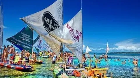 亚冬会医疗团队：滑雪赛场守护者，央视体育聚焦冰雪之盟